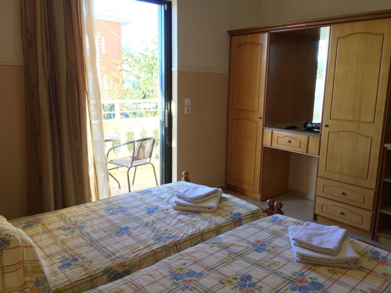 Eleni Apartments Ариллас Экстерьер фото